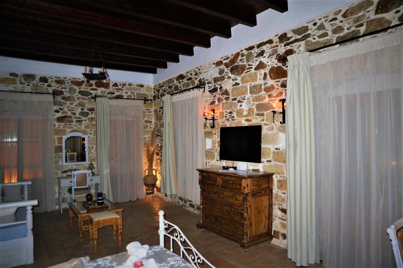 Saint George Valsamitis Superior Apartman Katápola Kültér fotó