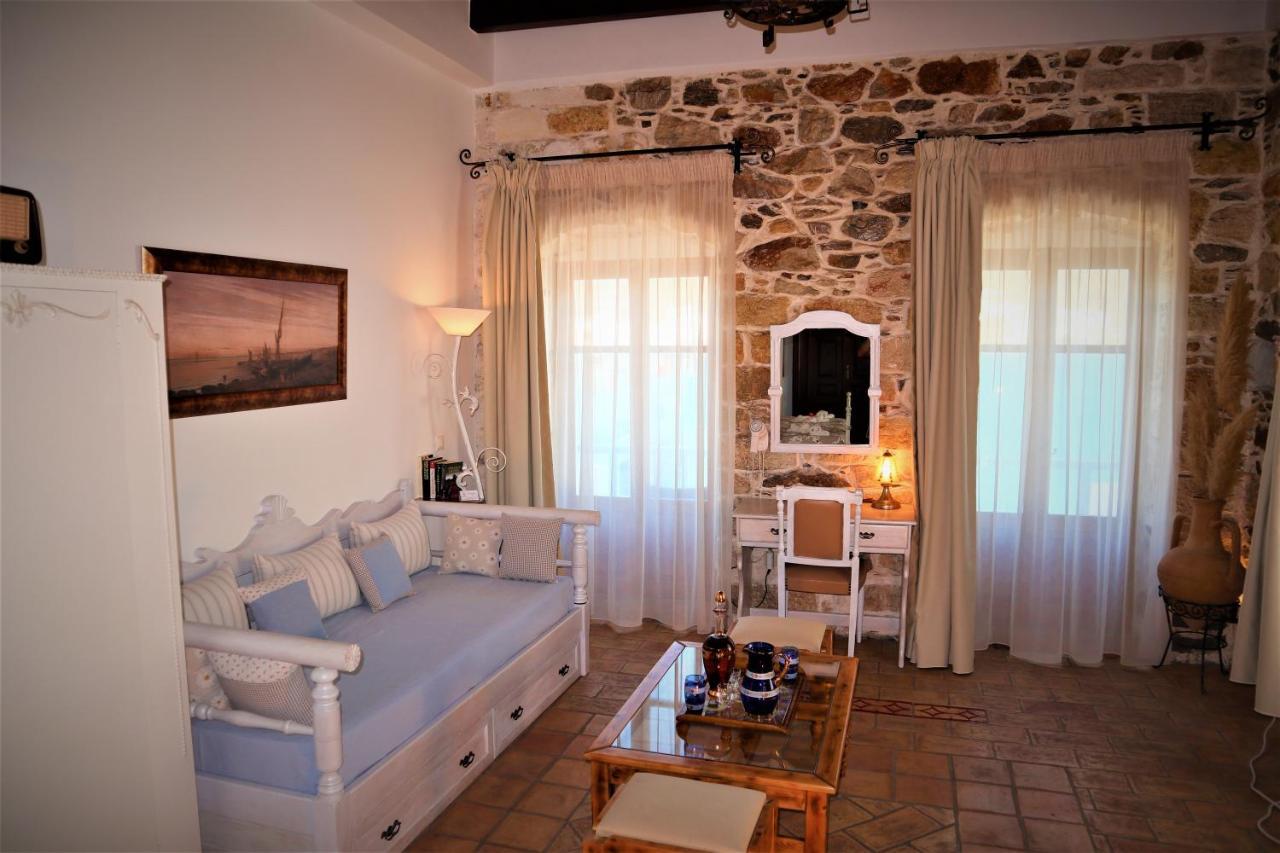 Saint George Valsamitis Superior Apartman Katápola Kültér fotó