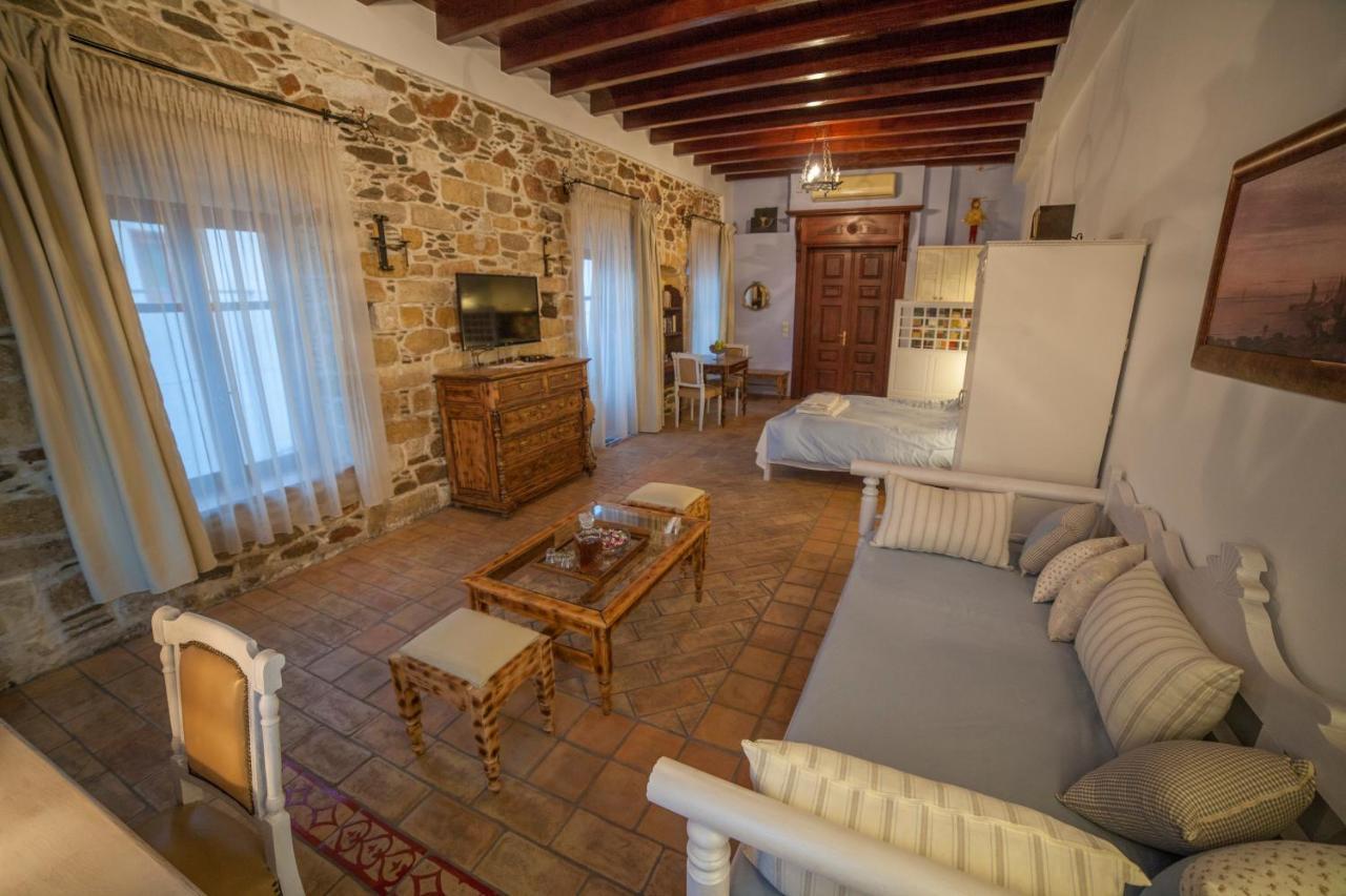 Saint George Valsamitis Superior Apartman Katápola Kültér fotó